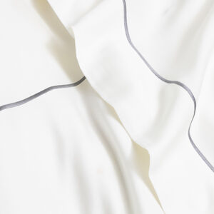 slide 5 Camelia Euro Sham