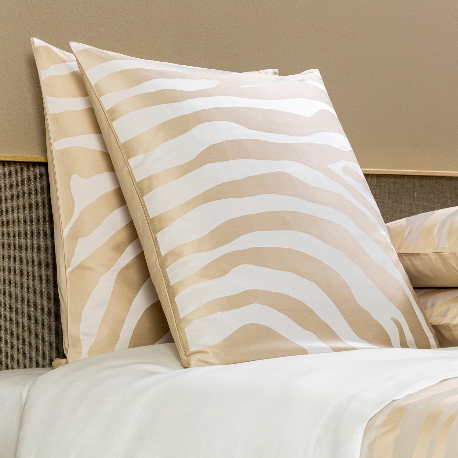 Dunes Euro Pillowcase Set