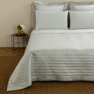 slide 1 Imperial Light Quilt Pearl Grey