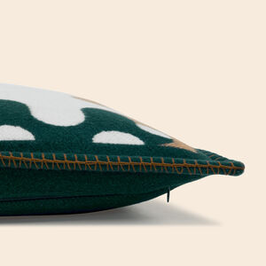 slide 4 Modernism Cushion 002