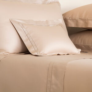 slide 2 Doppio Ajour Boudoir Sham
