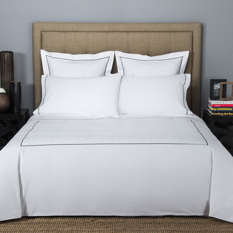 slide 4 One Bourdon Sheet Set