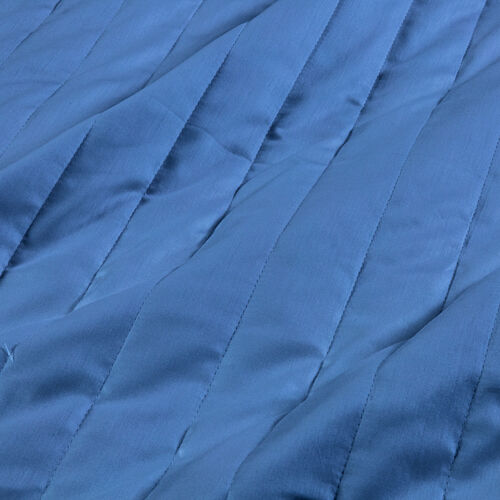 slide 5 Vertical Light Quilt