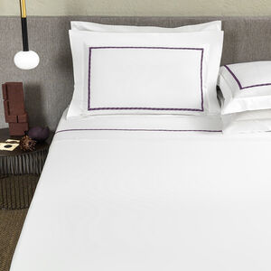 slide 2 Affinity Embroidered Sheet Set