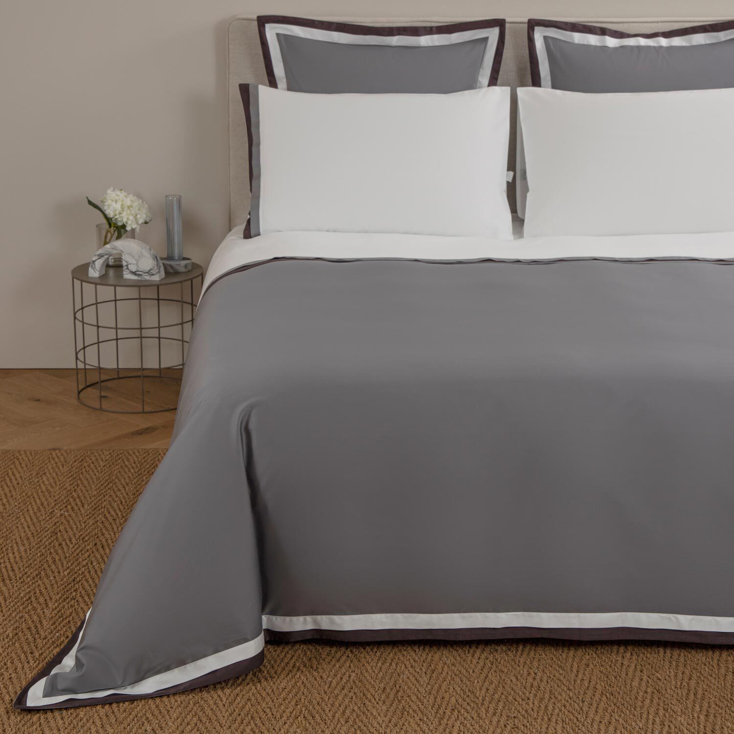 slide 1 Pliant Duvet Cover