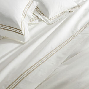 slide 4 Triplo Bourdon Pillowcase
