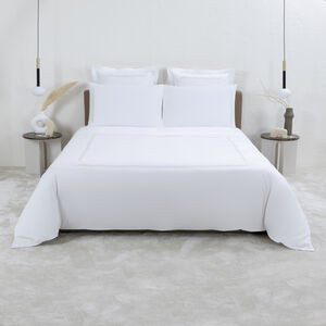 slide 4 Taormina Embroidered Sheet Set