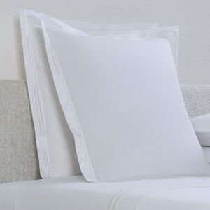 slide 2 Elegance Euro Sham