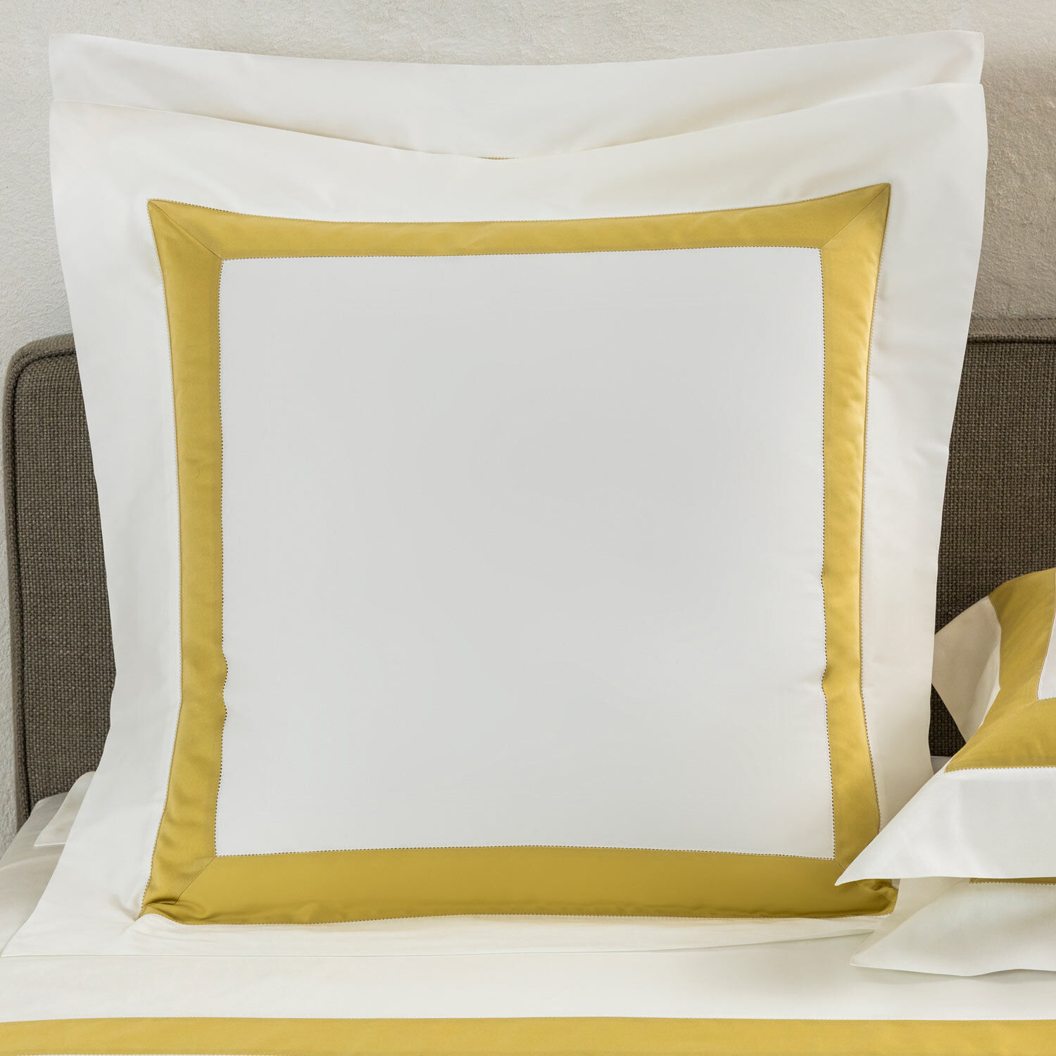 Details about   FRETTE Couture Euro Sham Case Cover Pillow Beige Ecru  Set of 2 Shams New 