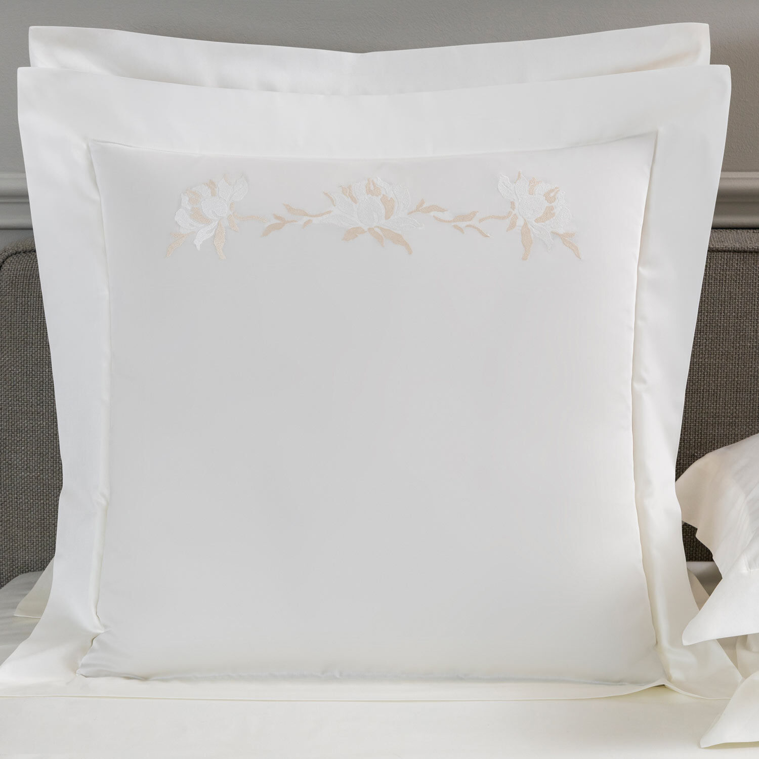 Pillow Shams Home & Garden Frette At Home Rena Pillow Sham in White