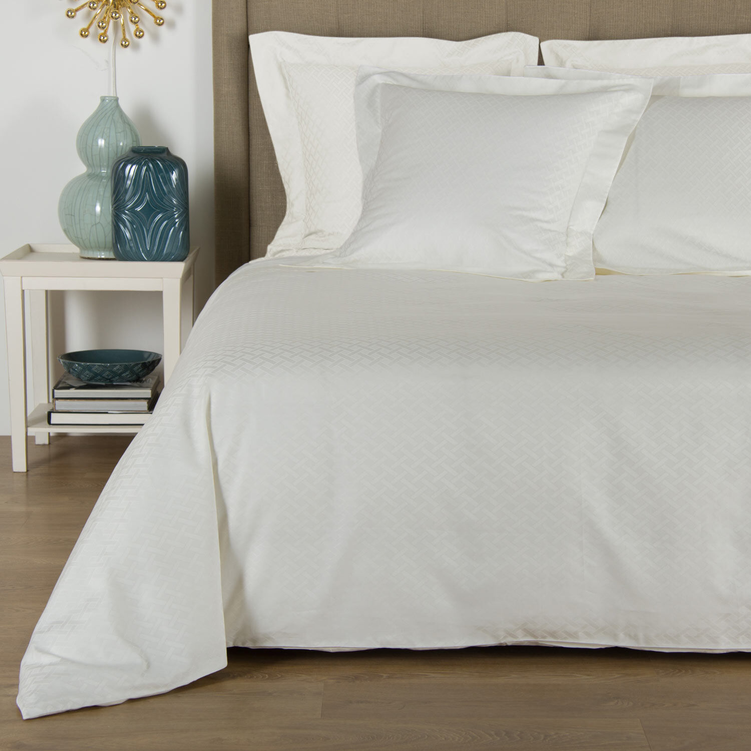 slide 1 Savona Duvet Set