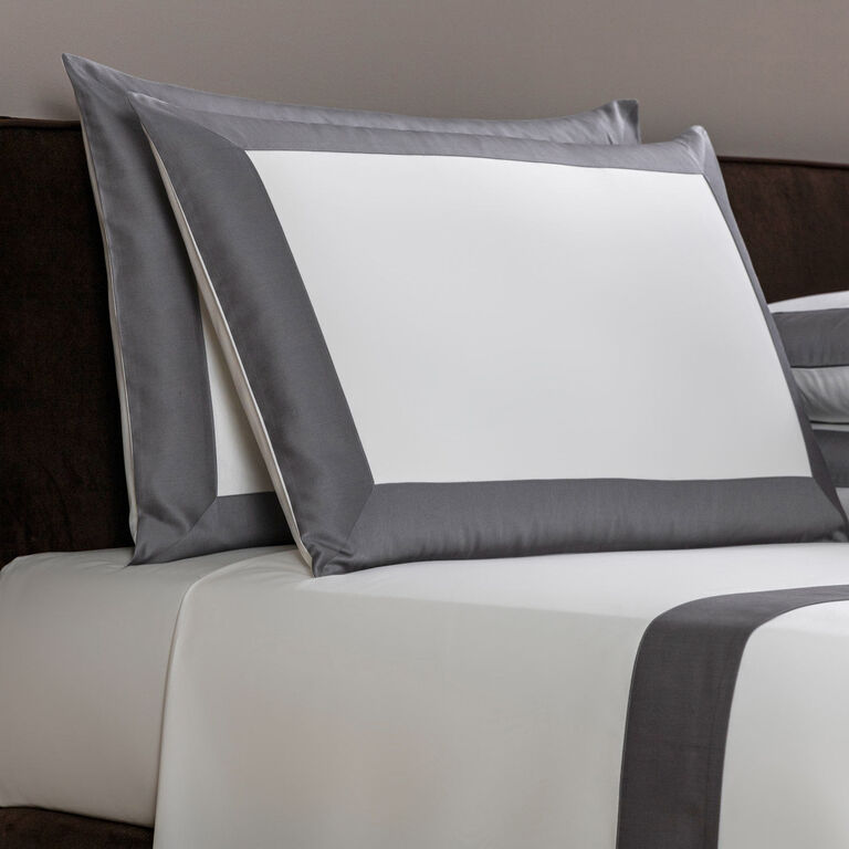 slide 2 Bold Pillowcase