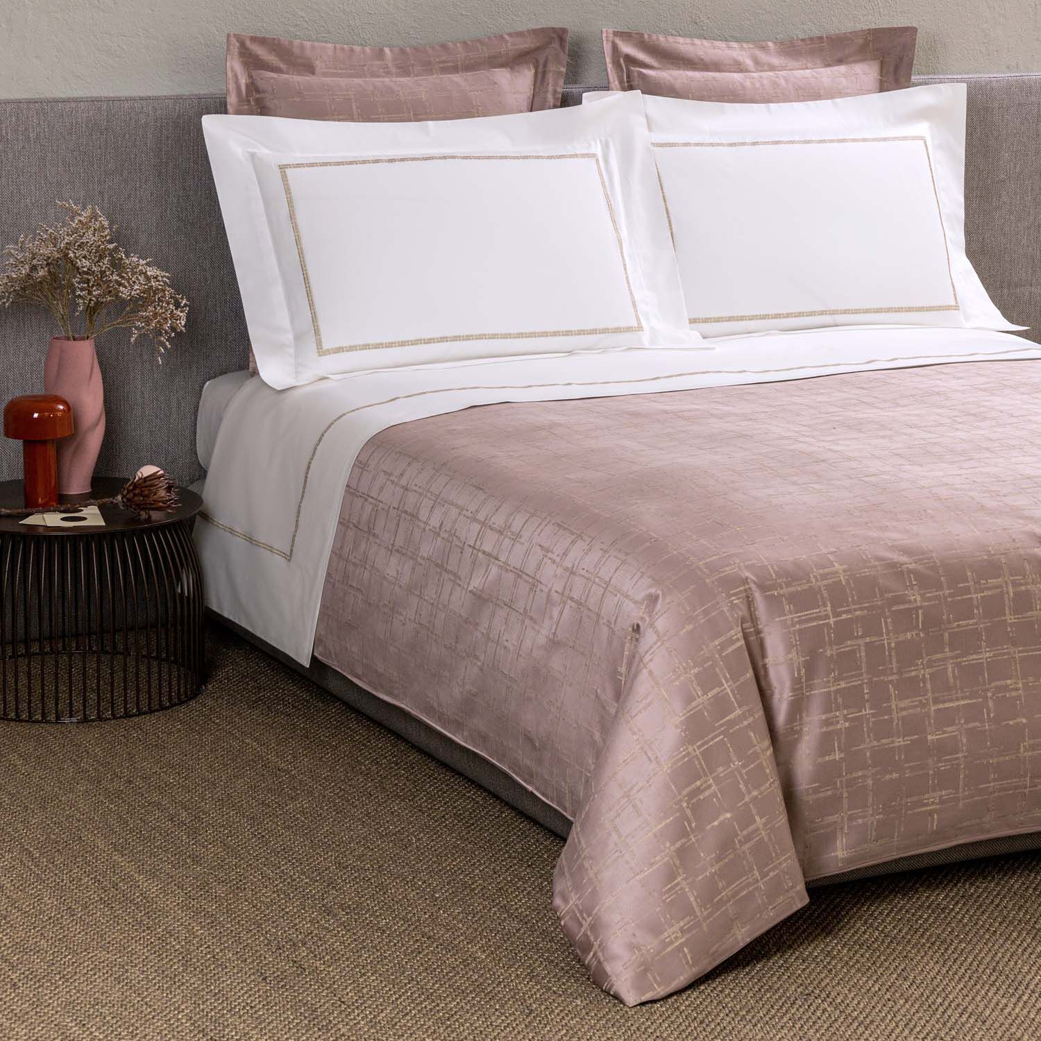 Odyssey store blanket cover