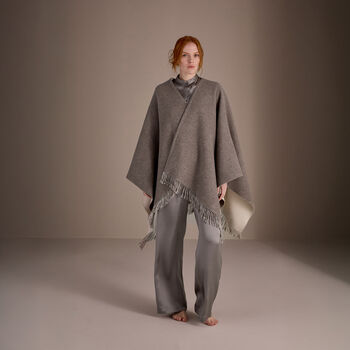 Sovana Knitted Cape