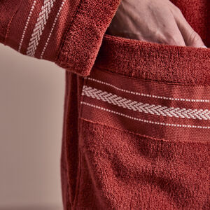 slide 5 Oasis Bathrobe