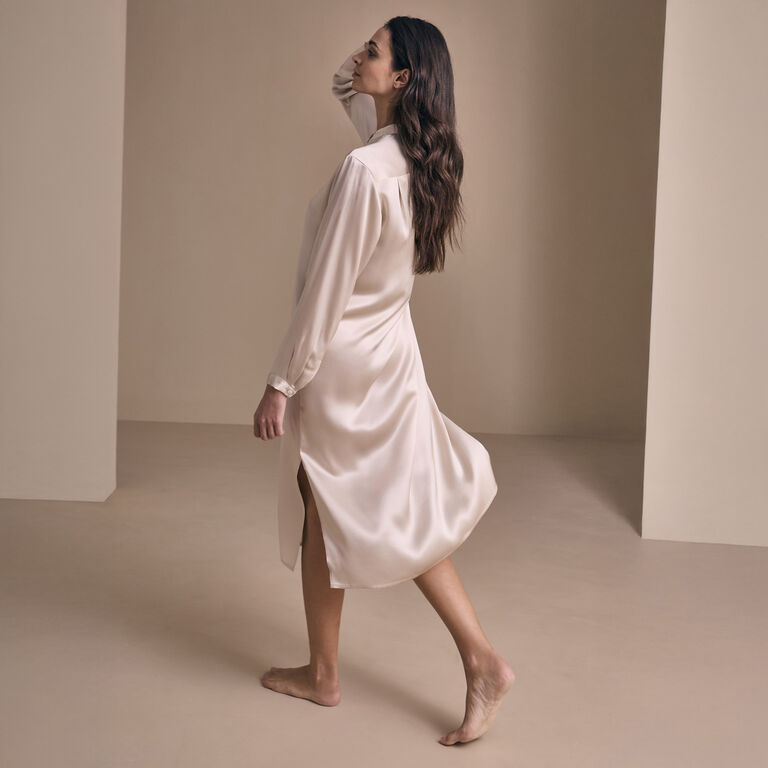 slide 3 Cascade  Nightgown