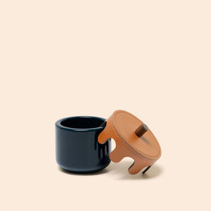 slide 2 Modernism Small Lacquered Pot