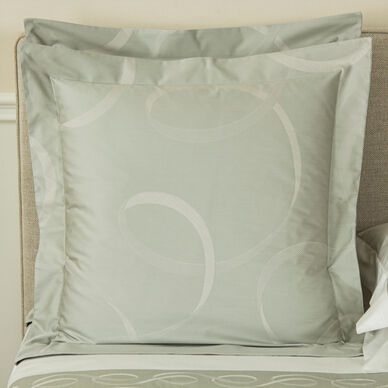 Ribbons Euro Sham