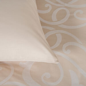 slide 3 Medallion Heart Duvet Cover