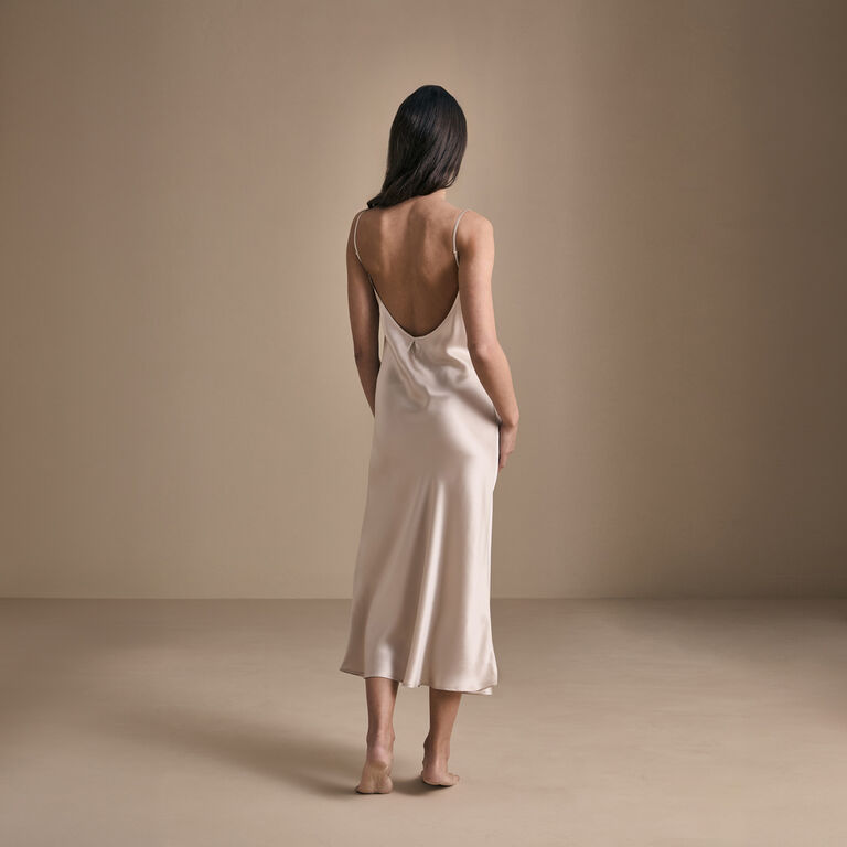 slide 3 Cascade Long Nightgown