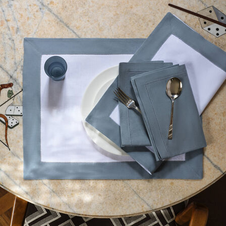 Artistry Ajour Placemats and Napkins Set