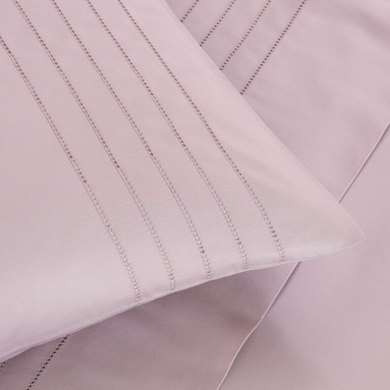 slide 3 Lush Ajour Pillowcase Set