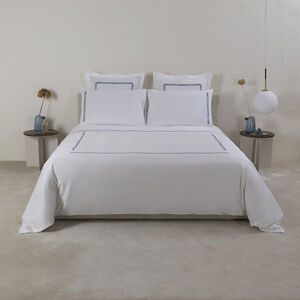 slide 4 Frame Embroidery Sheet Set