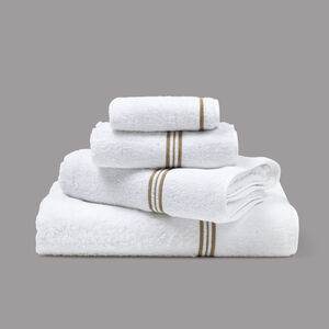 slide 3 Triplo Bourdon Bath Towel