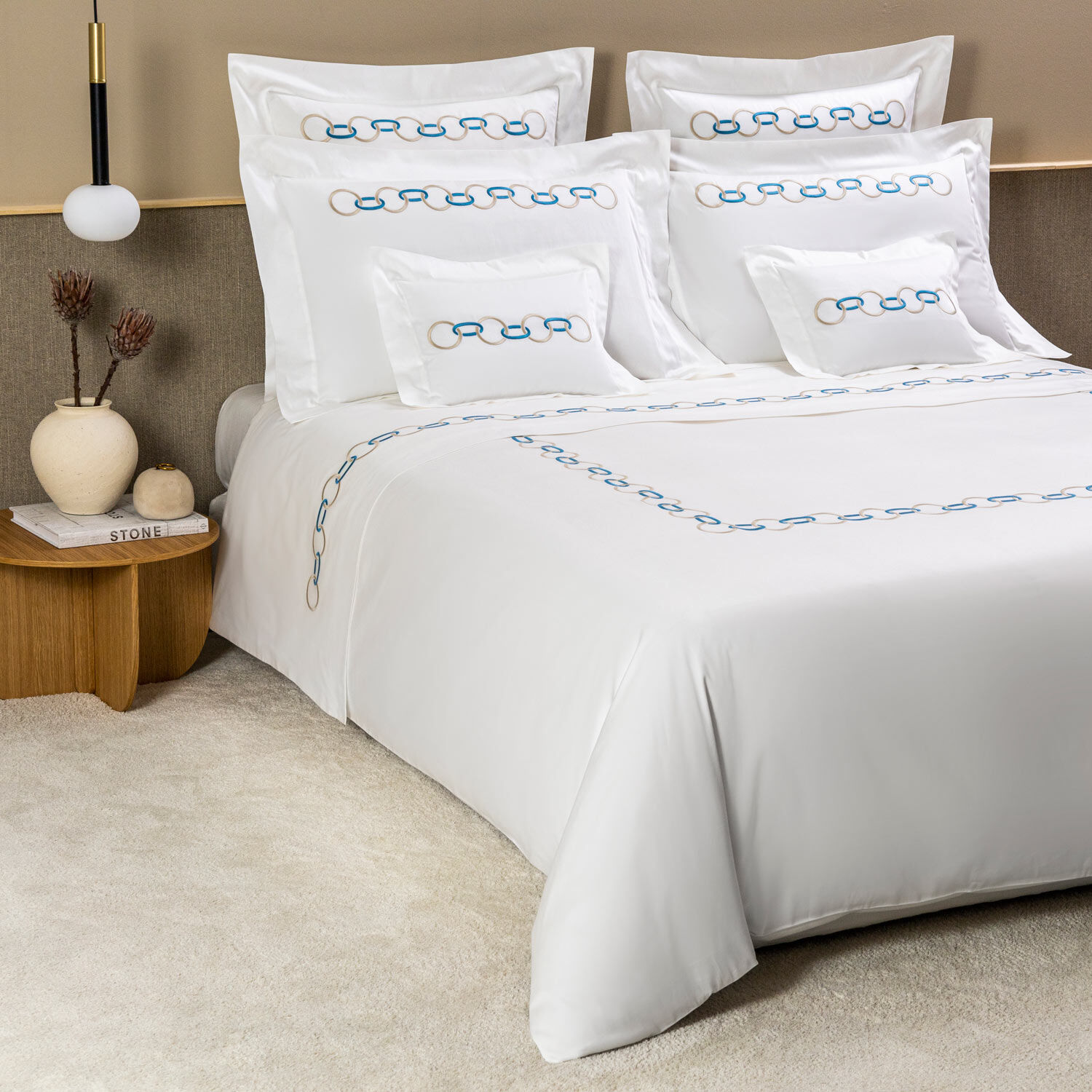 slide 4 Links Embroidered Sheet Set