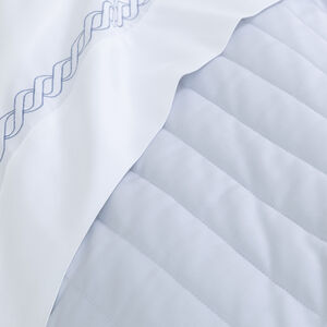 slide 5 Vertical Light Quilt