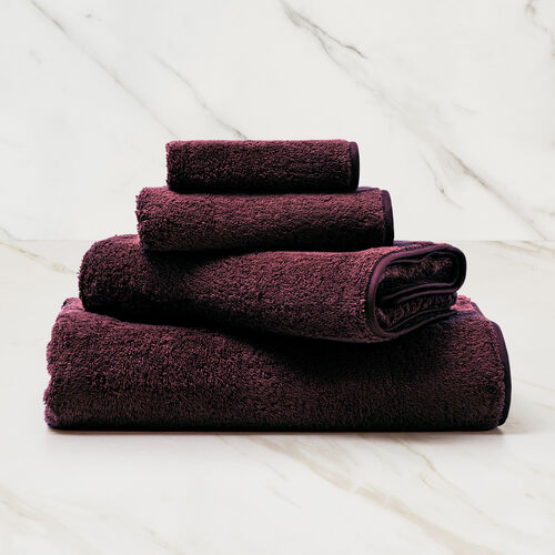 Unito Bath Towel