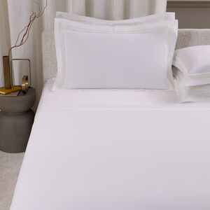 slide 2 Balance Lace Sheet Set