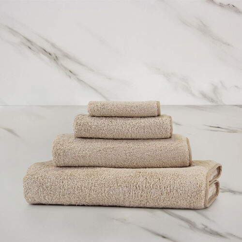 Unito Bath Set by Frette
