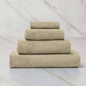 slide 2 Unito Bath Towel