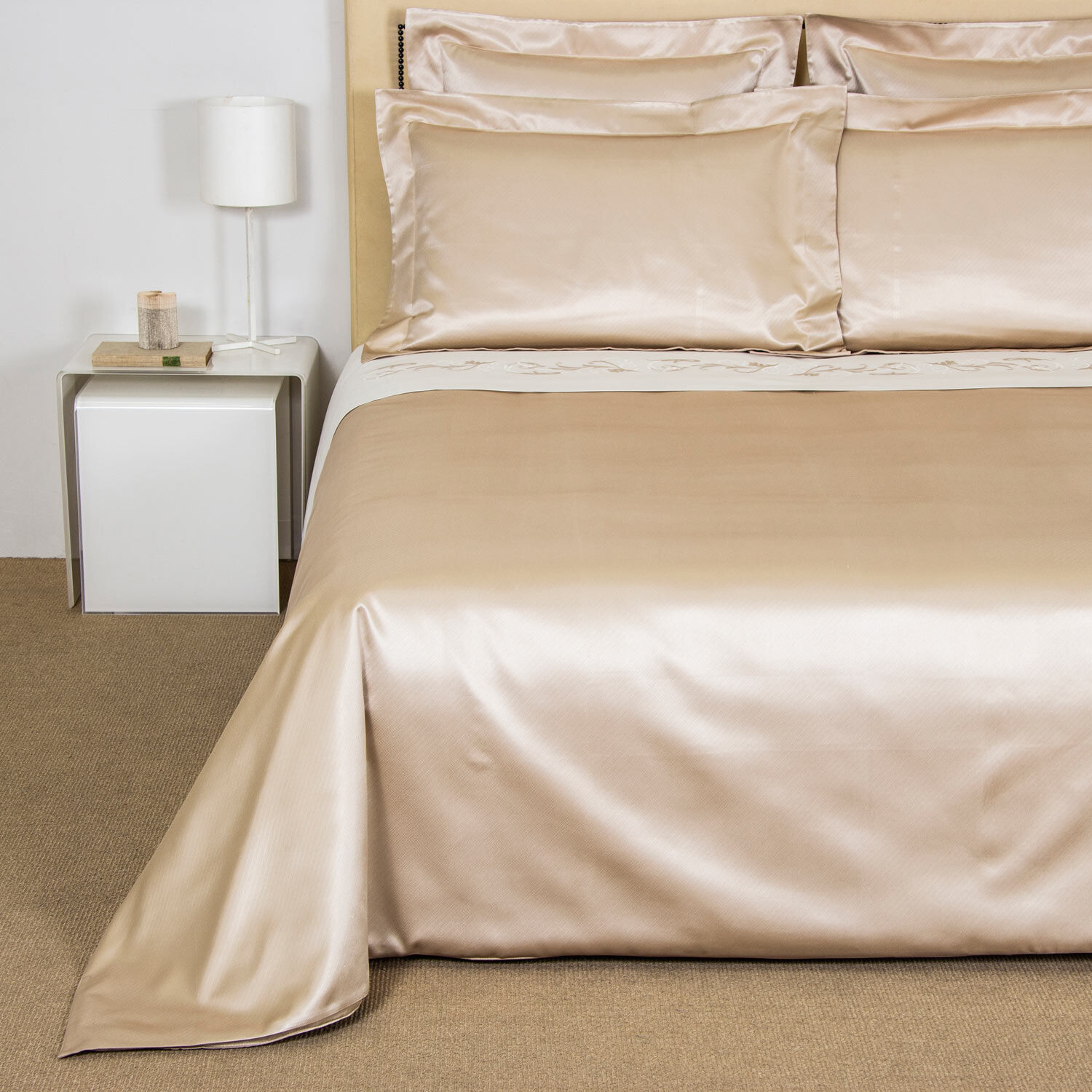 slide 1 Twill Duvet Cover