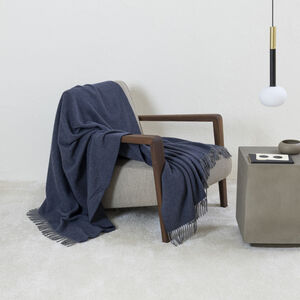 slide 1 Essential Chevron Plaid