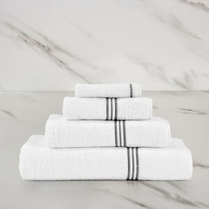 slide 2 Triplo Bourdon Wash Cloth