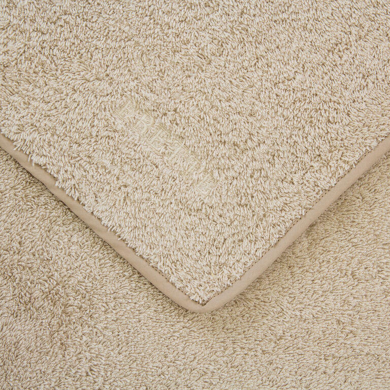 slide 3 Unito Hand Towel