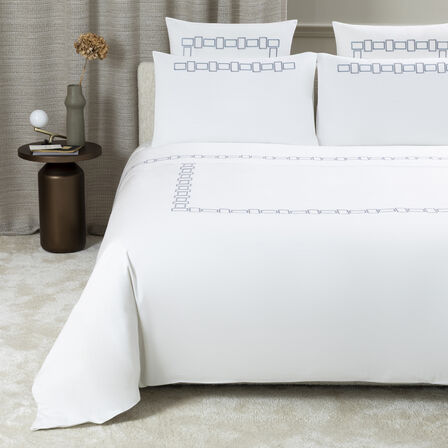 Bold Bicolor Embroidery Duvet Cover