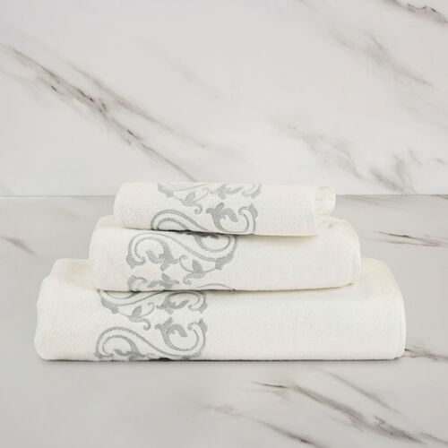Ornate Medallion Embroidered Guest Towel