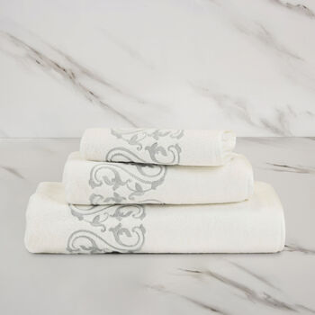 Ornate Medallion Embroidered Hand Towel