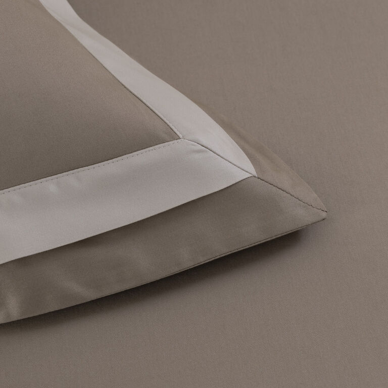 slide 3 Pliant Euro Sham