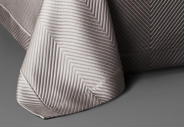 Light Quilts Bedspreads Luxury Linens Frette