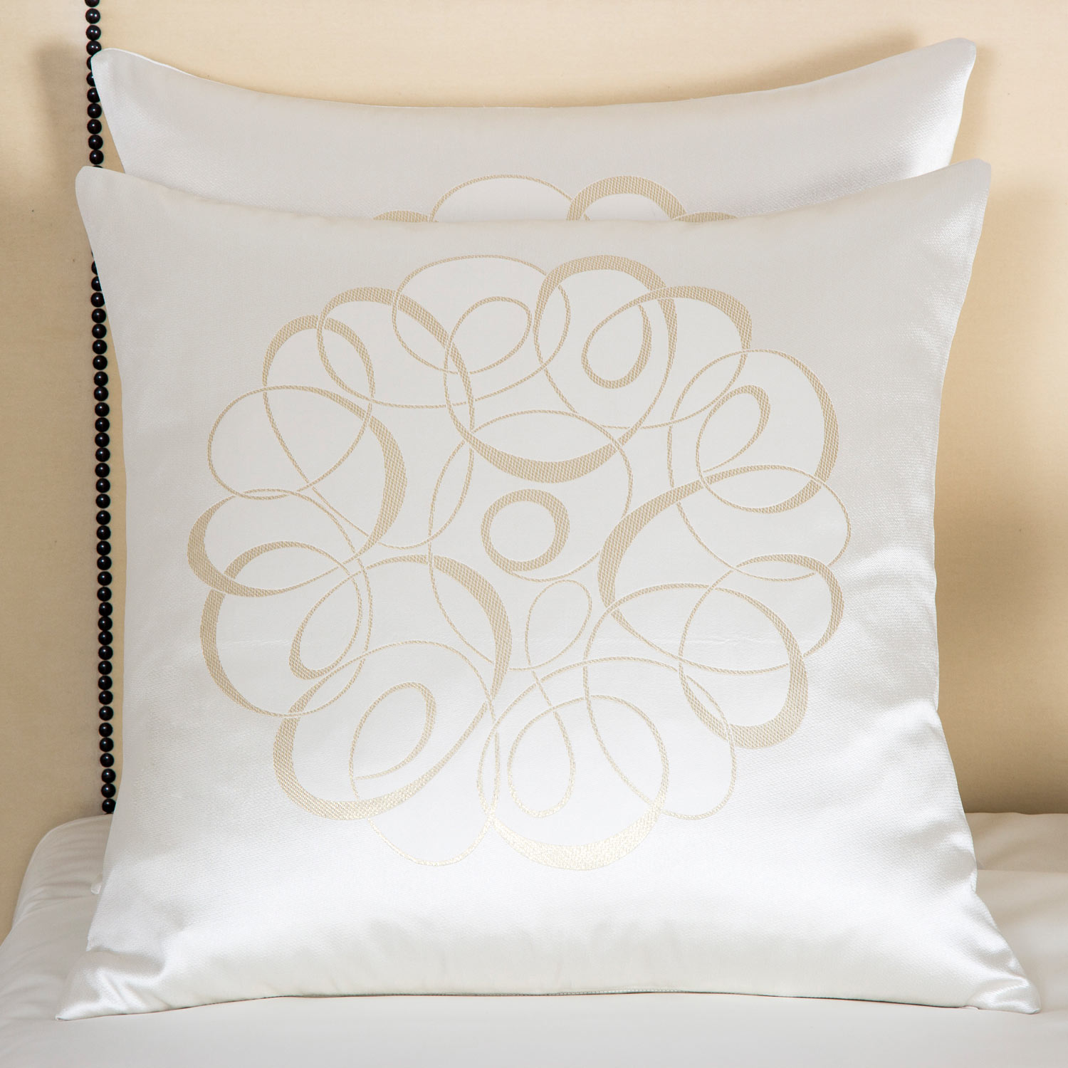 Luxury Sparkling Swirl Decorative Pillow Frette
