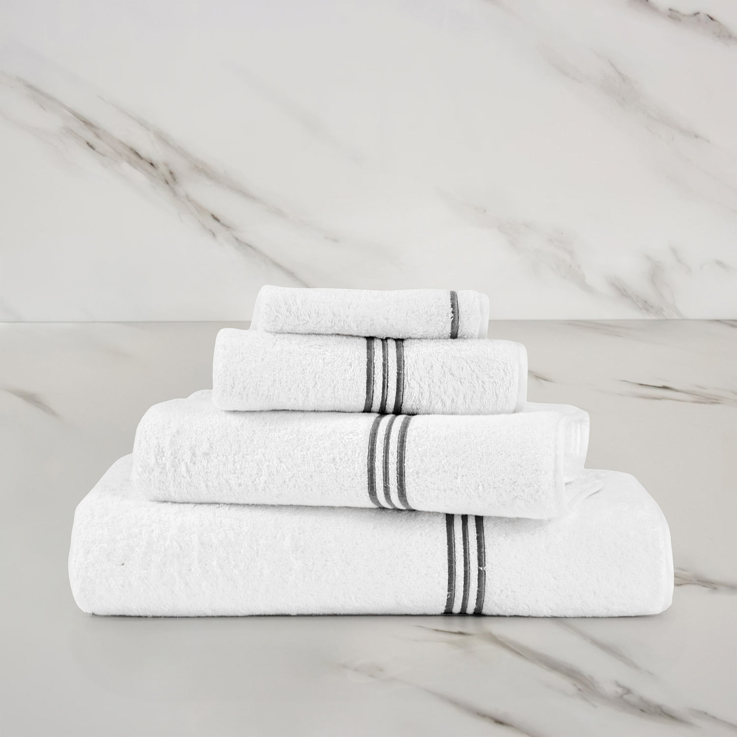 Triplo Bourdon Bath Towel Frette